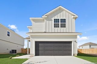 New construction Single-Family house 10111 Carnelian Cv, San Antonio, TX 78245 plan The Rockhampton - image