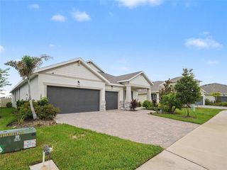 New construction Single-Family house 7474 Sea Manatee St, Parrish, FL 34221 - image