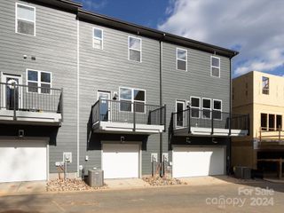 New construction Townhouse house 7022 Impulse Ct, Charlotte, NC 28205 plan Indie - image