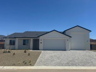 New construction Single-Family house 8639 Isabella Ct, Prescott Valley, AZ 86315 plan The Summit B - image