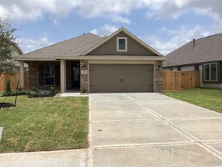 New construction Single-Family house 2822 Ravine Bluffs Ct, League City, TX 77573 plan Austen - image