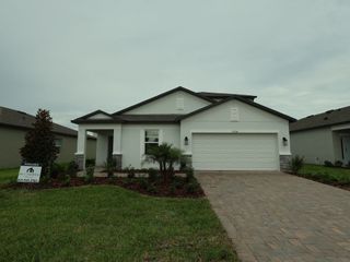 New construction Single-Family house 12304 Stirrup Dr, Dade City, FL 33525 plan Elmhurst Bonus - image