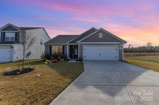 New construction Single-Family house 620 Lamorak Pl, Richburg, SC 29729 - image