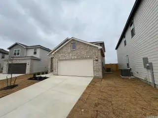 New construction Single-Family house 13714 Birch Xing, San Antonio, TX 78252 plan Austin - image
