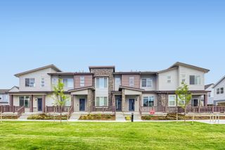 New construction Single-Family house 7649 S Cherokee Cir E, Centennial, CO 80016 plan 305B - image