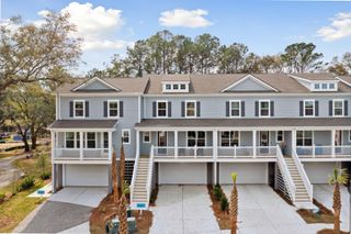 New construction Townhouse house 2264 Cultura Circle, Unit 322, Mount Pleasant, SC 29466 - photo