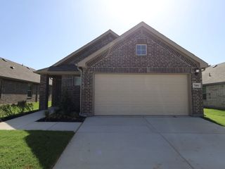 New construction  house 7604 Spicebush Dr, Ponder, TX 76259 plan Aster - 30' Smart Series - image