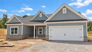 New construction Single-Family house 120 Harmony Farms Orch, Eatonton, GA 31024 plan (GA)Everett A 2 Front Entry - image