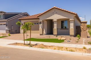 New construction Single-Family house 15612 W Georgia Dr, Surprise, AZ 85379 plan Rainier - image