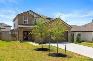 New construction Single-Family house 39 Valiant Ridge Trl, Magnolia, TX 77354 - image