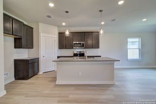 New construction Single-Family house 3550 Twin Dish Wy, New Braunfels, TX 78130 plan Blanton - image