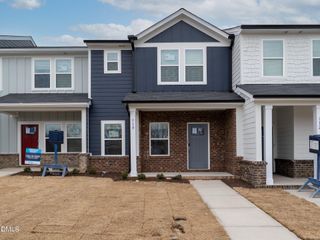 New construction Townhouse house 710 Southland Dr, Zebulon, NC 27597 plan Thorton - image