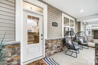 New construction Townhouse house 3831 Cheyney Park Dr, Charlotte, NC 28269 - image