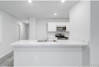 New construction  house 707 Cadena Lp, Kenedy, TX 78119 plan Yellowstone - image