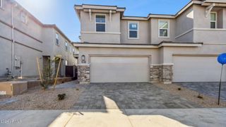 New construction Townhouse house 5815 E Rose Garden Lane, Phoenix, AZ 85054 - photo