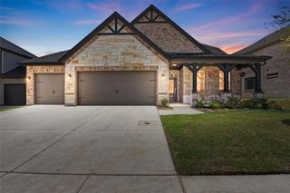 New construction Single-Family house 905 Bluebell St, Princeton, TX 75407 plan Parker - image
