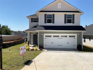 New construction Single-Family house 717 Inwood Hill Dr, Unit 95, Gastonia, NC 28056 plan 2408 - image