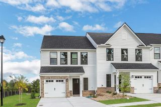 New construction Single-Family house 2424 Green Juniper Wy, Gainesville, GA 30507 - image