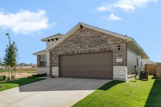 New construction  house 113 Prairie Falls Dr, Hutto, TX 78634 plan Brodie - image