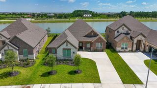 New construction Single-Family house 2135 Tioga View Dr, Iowa Colony, TX 77583 - image