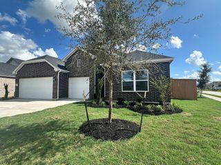 New construction Single-Family house 13631 Lago Vista Dr, Iowa Colony, TX 77583 - image
