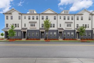 New construction Multi-Family house 3223 Aberdeen Row, Chattanooga, TN 37407 plan Oakwood - image