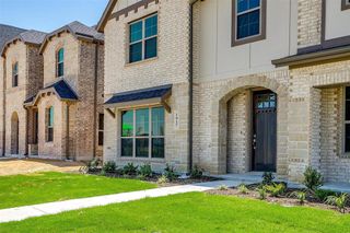New construction Townhouse house 815 Homeplace Cir, Mansfield, TX 76063 plan Alpine - image