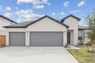 New construction Single-Family house 1006 S Oakhurst Dr, Dayton, TX 77535 plan Hewitt - image