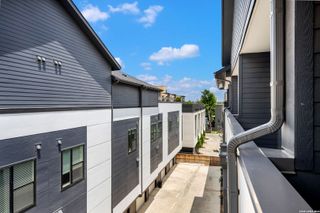 New construction Condo house 719 E Locust, Unit 3110, San Antonio, TX 78212 - image