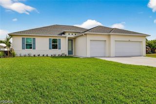 New construction Single-Family house 430 Nw 14Th St, Cape Coral, FL 33993 plan The Bluewater Cove - image