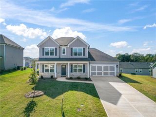 New construction Single-Family house 446 Banff Dr, Winder, GA 30680 plan The Jackson | Front Entry - image