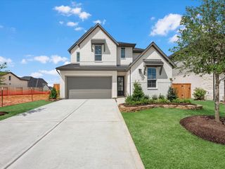 New construction Single-Family house 31927 Wind Ridge Dr, Fulshear, TX 77441 plan Hawk - image
