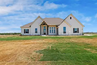 New construction Single-Family house 435 Red Bird, Springtown, TX 76082 - photo