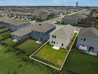 New construction Single-Family house 704 Gemsbok Dr, Hutto, TX 78634 - image
