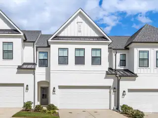 New construction Townhouse house 6033 Mariemont Cir, Charlotte, NC 28226 - image