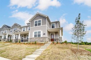 New construction Townhouse house 3922 Cheyney Park Dr, Charlotte, NC 28269 - image