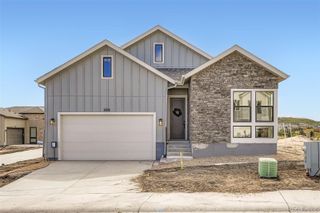 New construction Single-Family house 2011 Grayside Cir, Castle Rock, CO 80109 - image