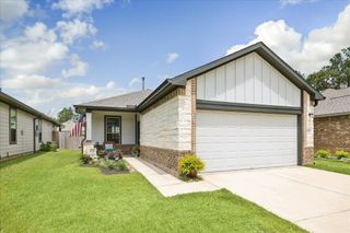 New construction Single-Family house 5812 Trout Lily Dr, Montgomery, TX 77316 plan Newport - image