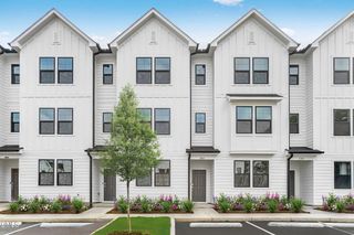New construction Townhouse house 2304 Oakwood Meadows Ct, Raleigh, NC 27604 - image