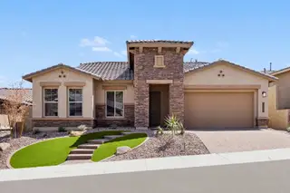New construction Single-Family house 32505 N 135Th Dr, Peoria, AZ 85383 plan The Crosscut - image