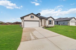 New construction Single-Family house 1619 Vista View Dr, Pleasanton, TX 78064 plan Harrison - image