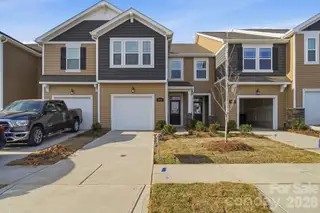 New construction Townhouse house 7013 Cerris Dr, Charlotte, NC 28269 - image