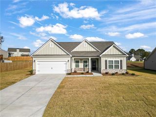 New construction Single-Family house 103 Harmony Grove Ct, Eatonton, GA 31024 plan (GA)Everett A 2 Front Entry - image