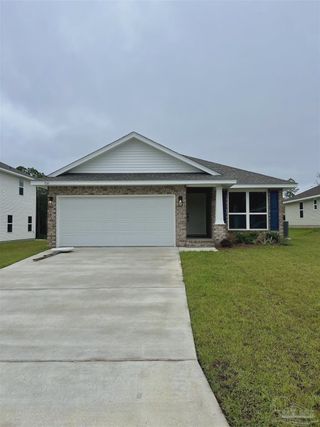 New construction Single-Family house 936 Rustling Pines Rd, Cantonment, FL 32533 plan Plan 1425 - image