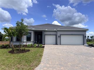 New construction Single-Family house 5031 Golden Shore Ct, Lakewood Ranch, FL 34211 plan Renown - image