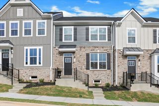 New construction Townhouse house 978 Sugar Vista Cir, Sugar Hill, GA 30518 plan Mendelssohn 2-story - image