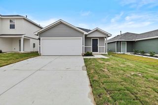 New construction Single-Family house 417 Low Pasture Trl, Maxwell, TX 78656 plan The Caprock - image