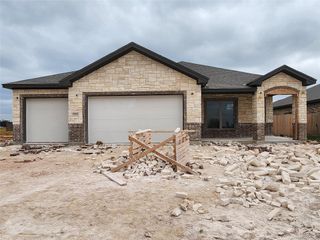 New construction Single-Family house 813 Eagle View Dr, Salado, TX 76571 - photo