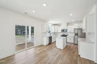 New construction Single-Family house 1052 Bolton Pointe Dr, Zebulon, NC 27597 - image