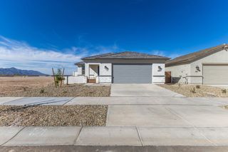 New construction Single-Family house 46850 W Cresent Moon Dr, Maricopa, AZ 85139 plan Firelight - image